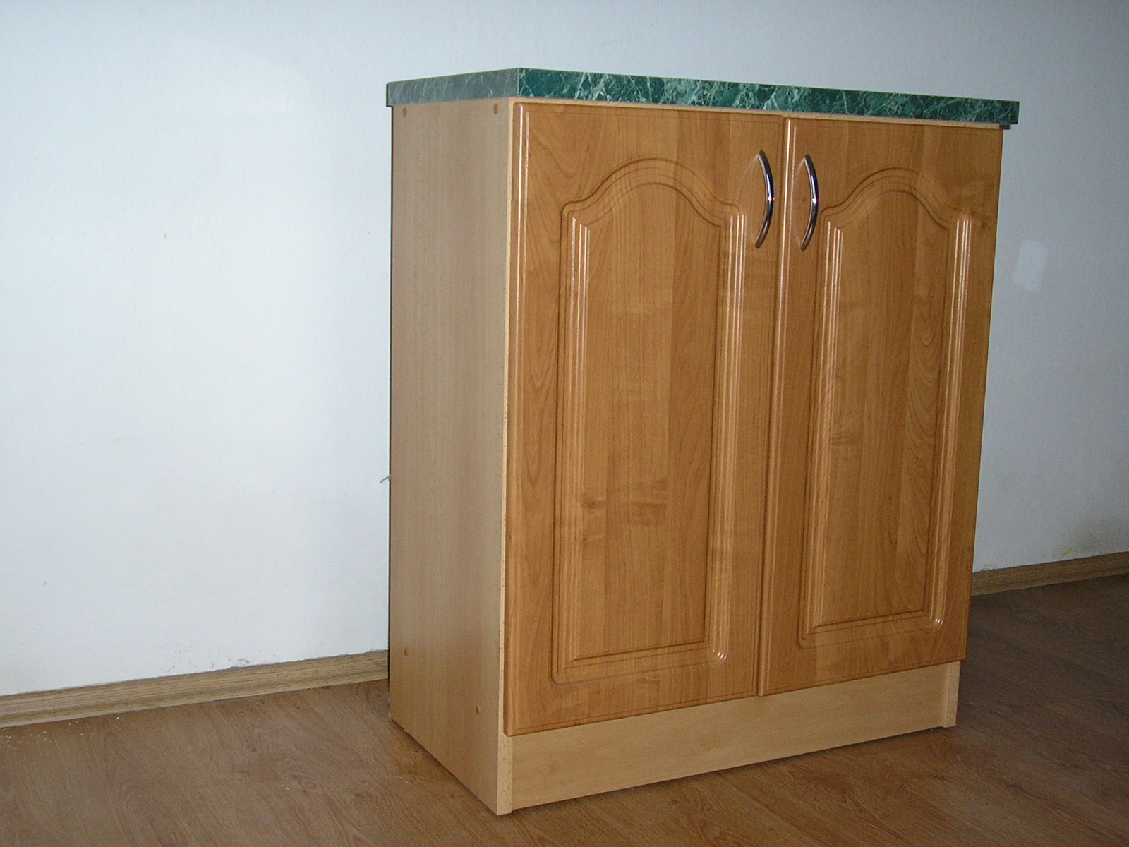 Skříňka - buk+olše 2